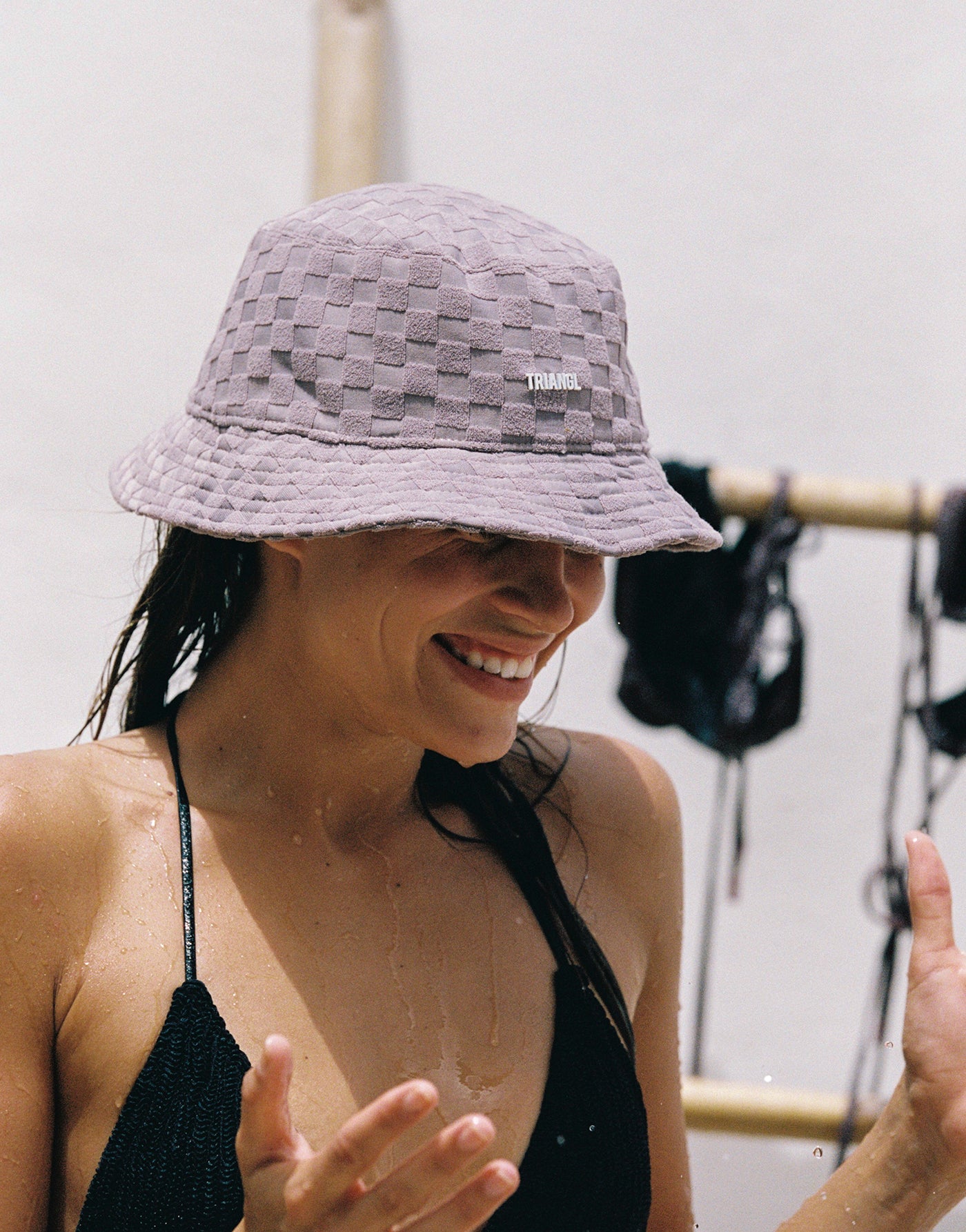 BOEY - DEIA Bucket Hat - Image 7